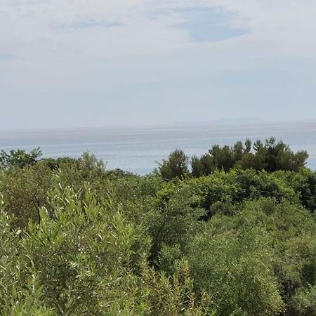 Seaview Apartment Borsh Luaran gambar