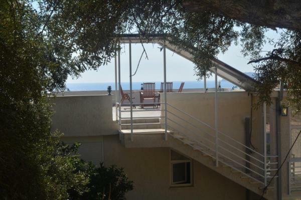 Seaview Apartment Borsh Luaran gambar